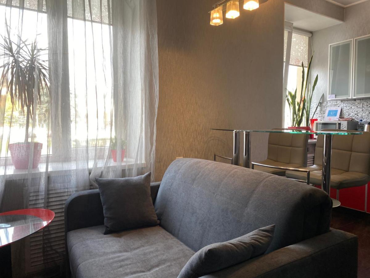 Modern Luxury Studio In The Center Of Kharkiv At Konstitutsii Square Exteriör bild