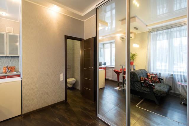 Modern Luxury Studio In The Center Of Kharkiv At Konstitutsii Square Exteriör bild