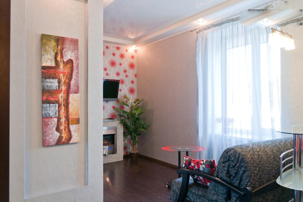 Modern Luxury Studio In The Center Of Kharkiv At Konstitutsii Square Exteriör bild